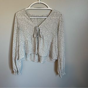 GUC Womens size M Shein crop blouse